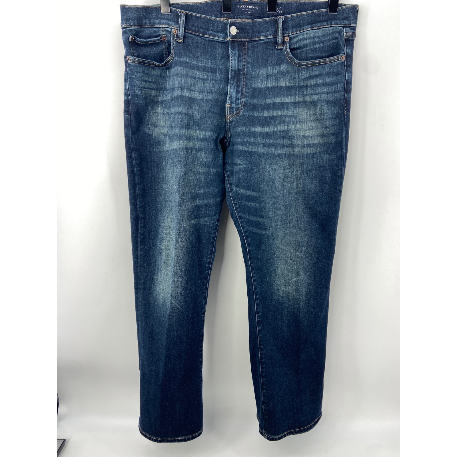 Lucky Brand Jeans Mens 38x32 Blue 367 Bootcut Classic Stretch Denim Whiskering